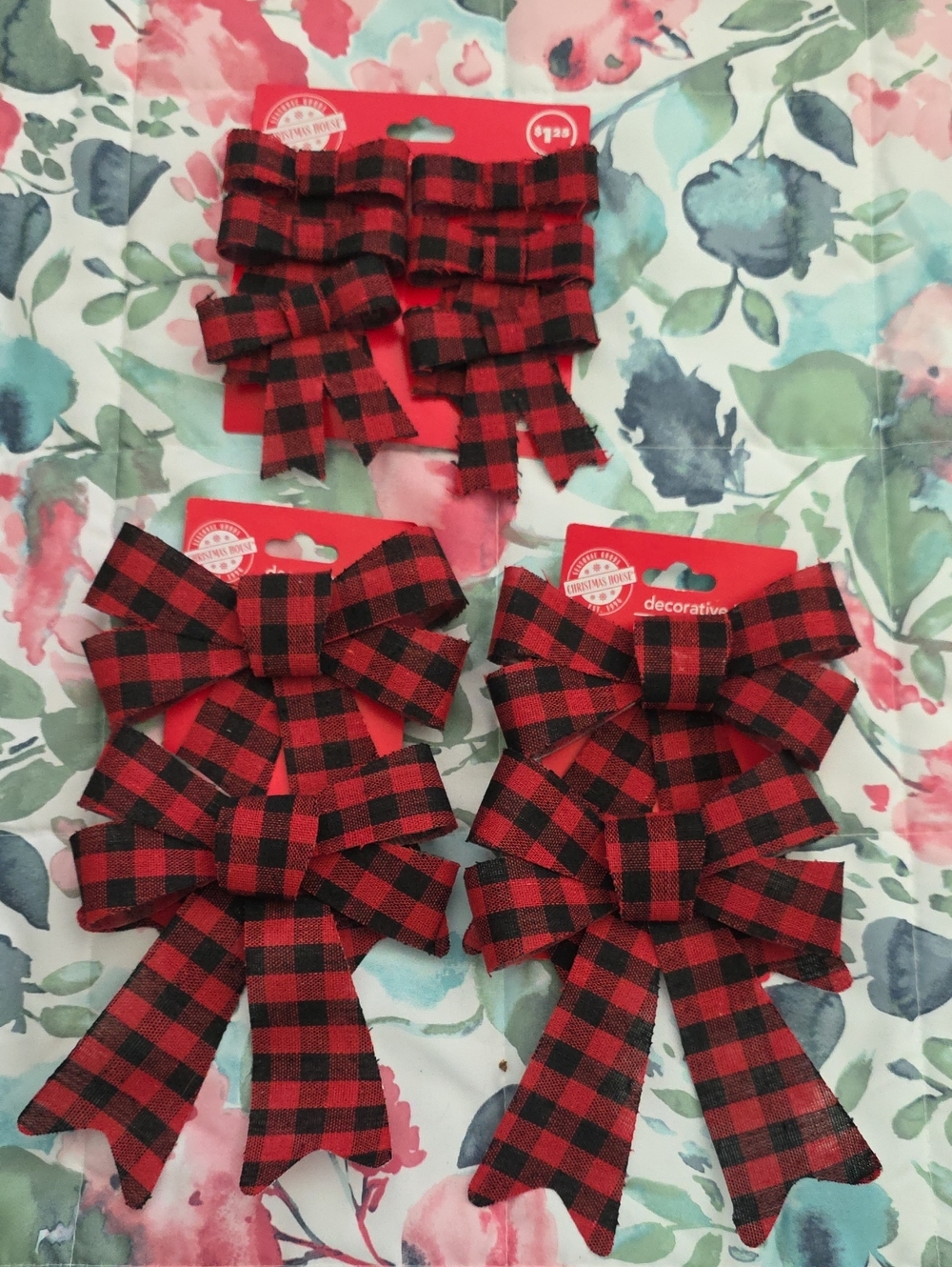 Red and Black Plaid Holiday Bows